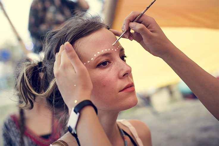 summer fest maquillaje